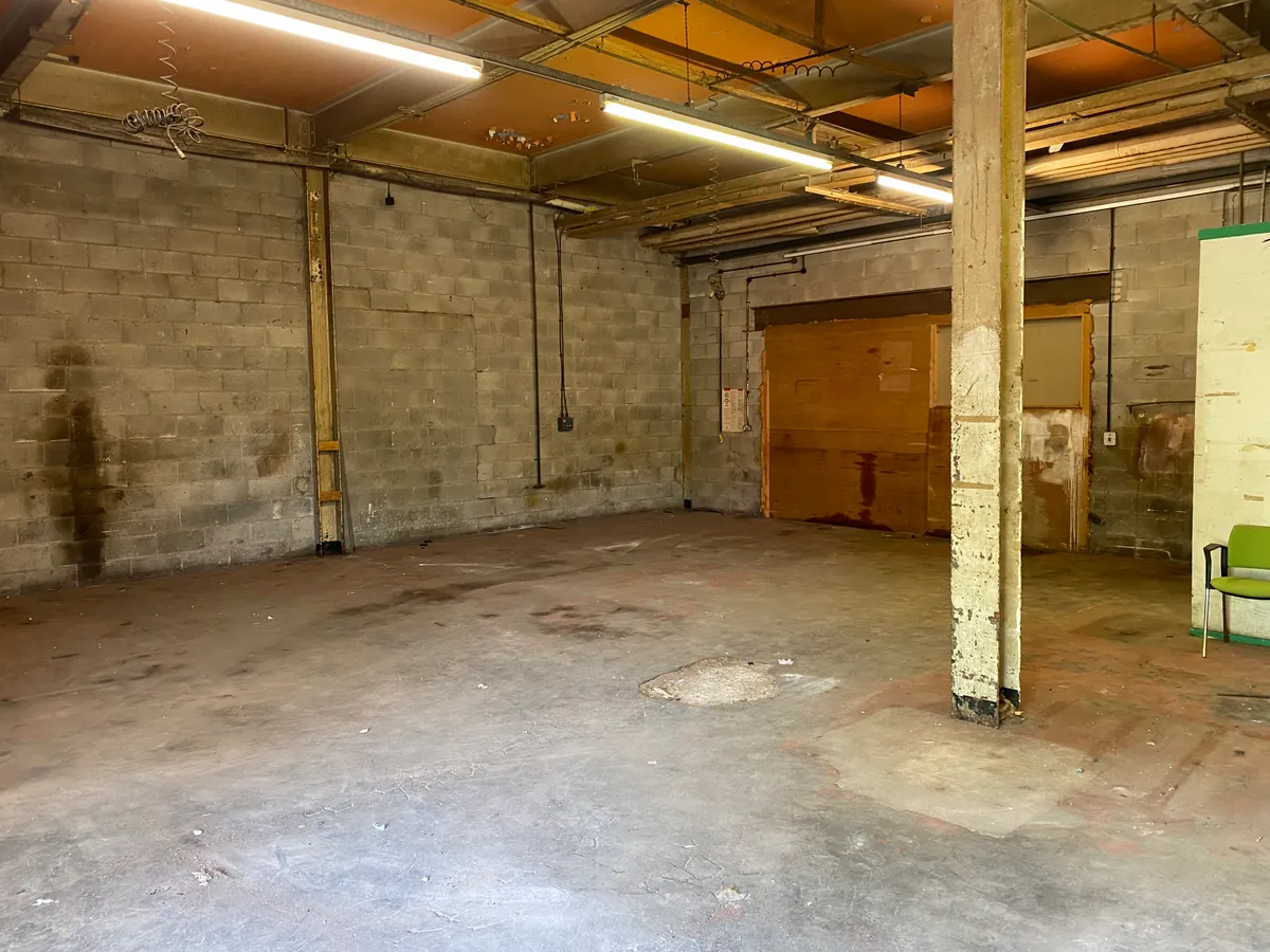 Industrial Unit in Blackburn - photo 4